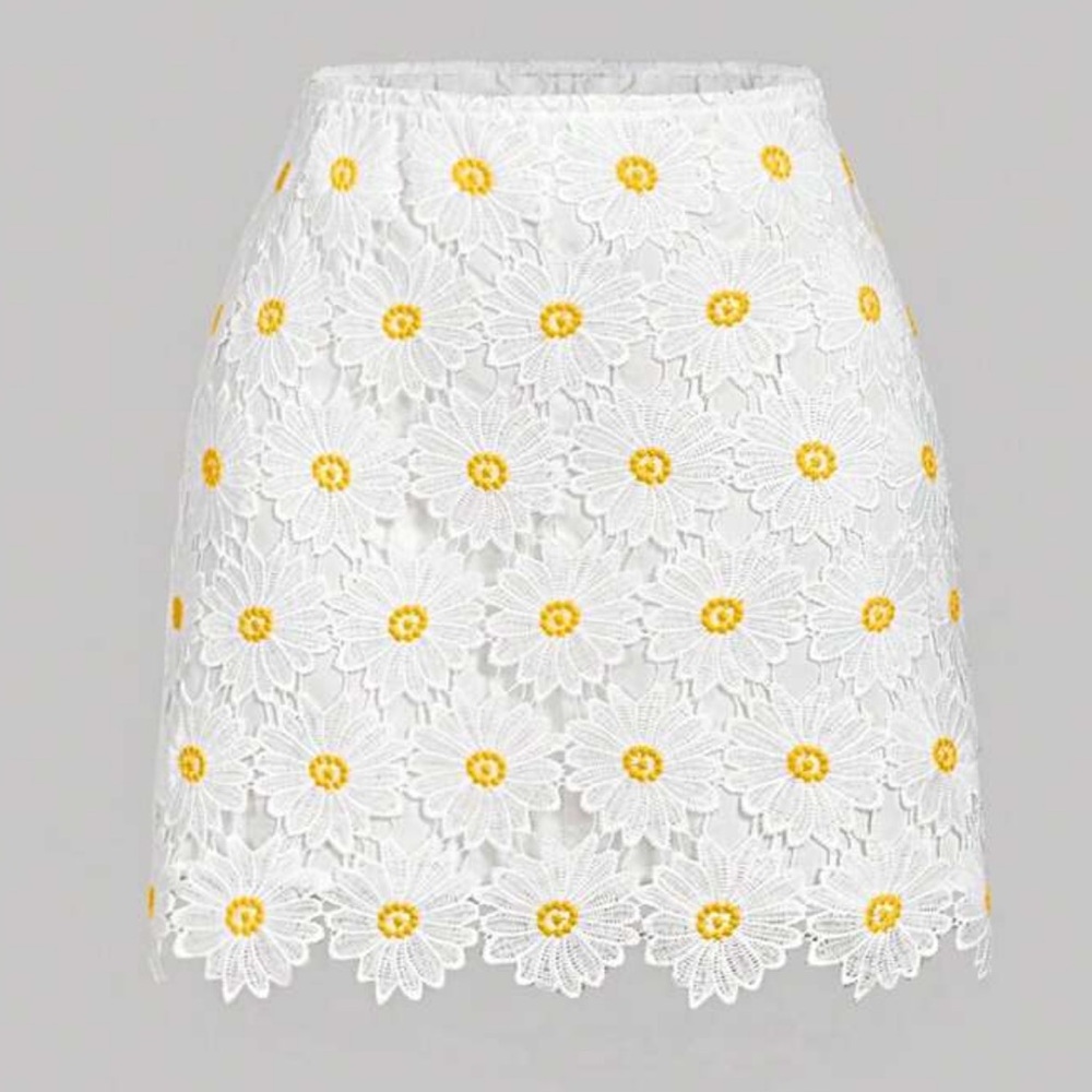 🌻 PLUS Lace Skirt 🌻